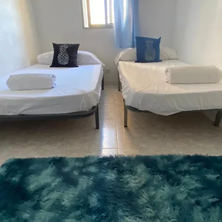 Cerca Del Mar *